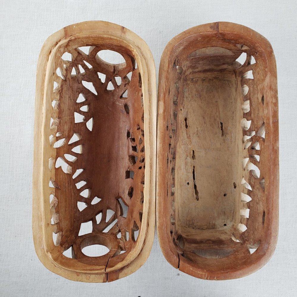 Folk Art Carved Wood Bread Basket Decor Box Wildlife Elephant Rhino Lion Safari - Picture 7 of 12